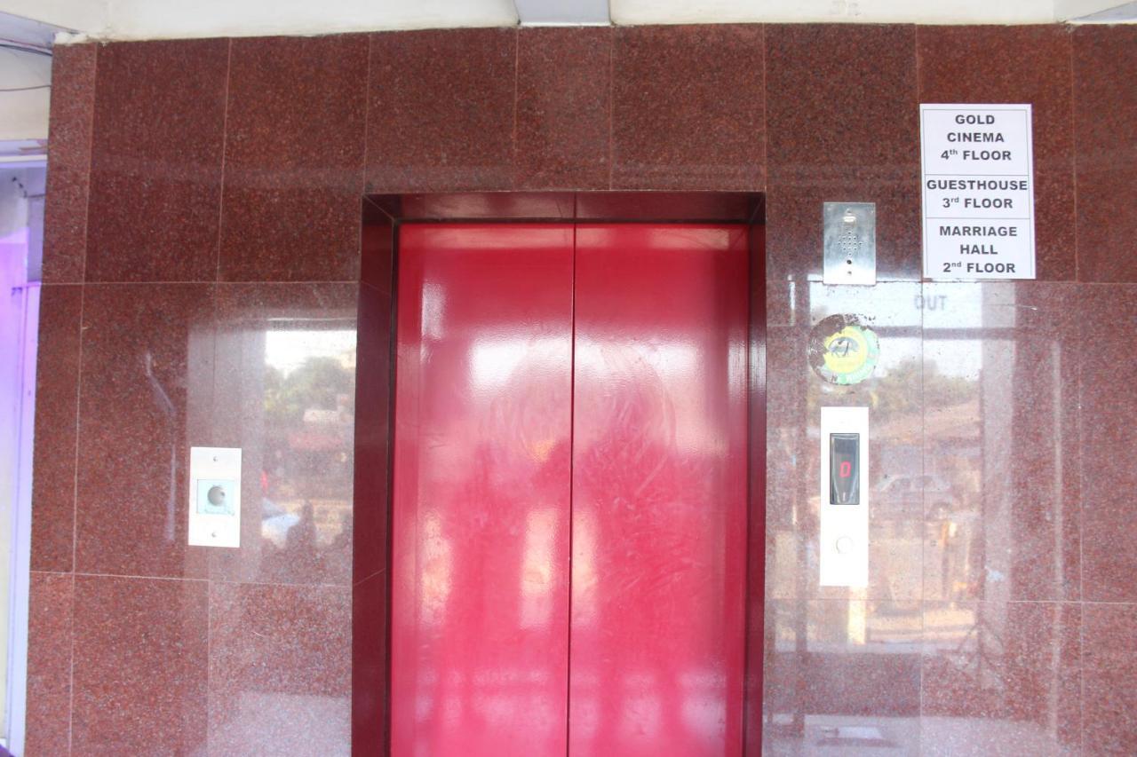 Lg Towers Hotel Guwahati Eksteriør billede
